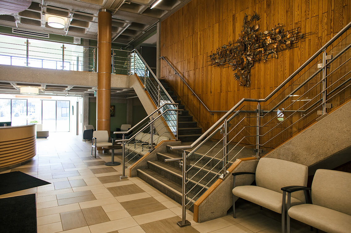 Front Foyer Staircase to Second Floor