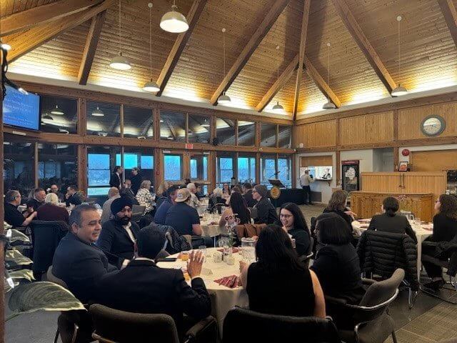 Physician dinner table photo of guests