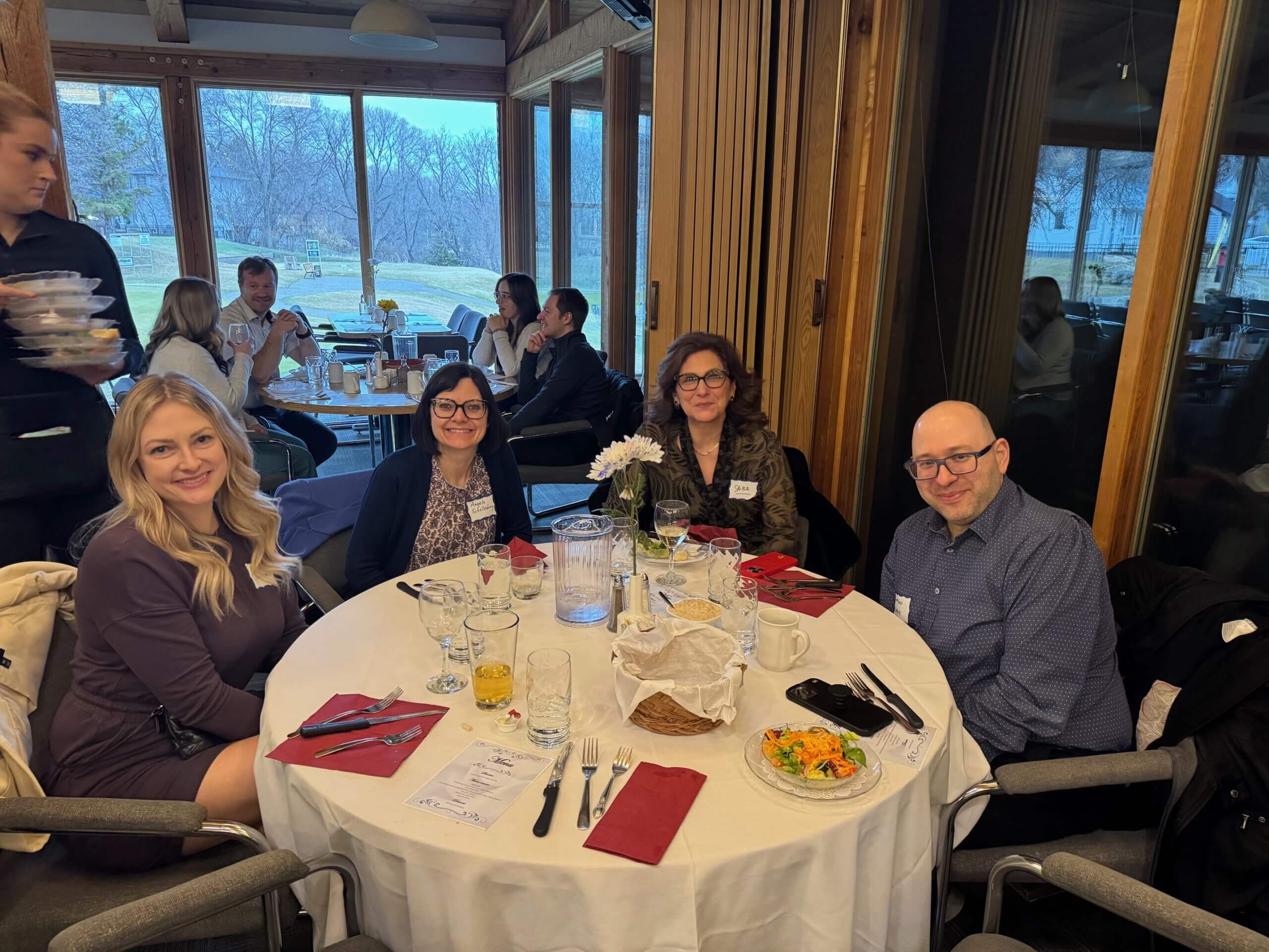 Physician dinner table photo of guests