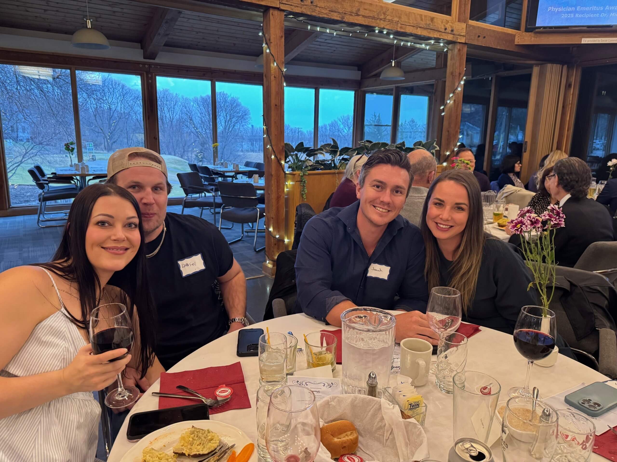 Physician dinner table photo of guests